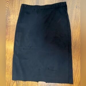 🌷 Tristan 🌷 Black Soft Suede Velvet Feel Knee Length Skirt NWOT